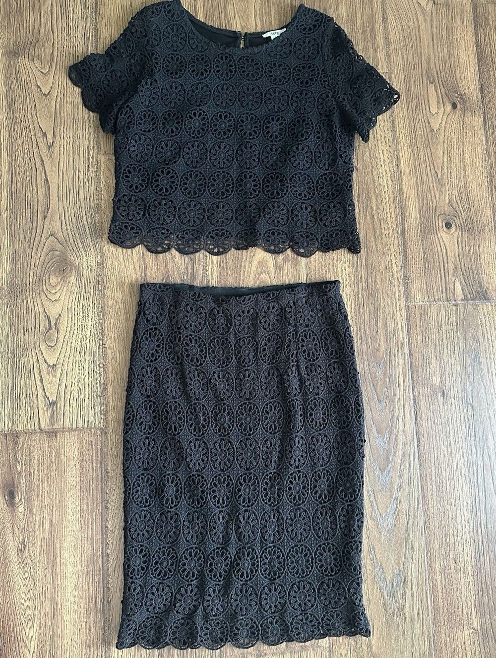 Bar III Black Crochet Lace 2 Piece Set Women’s L/M Crop Top Pencil Skirt